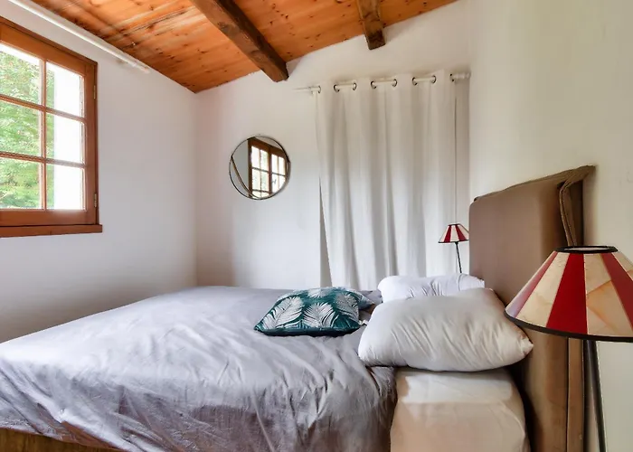 Maison Pour 7 - 400 M De La De La Clere * 诺亚芒提亚